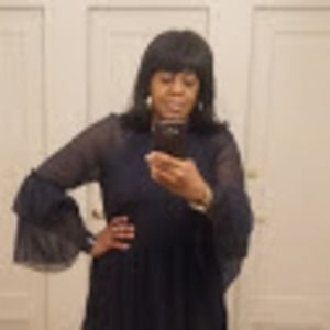 Meet your Posher, Alexia